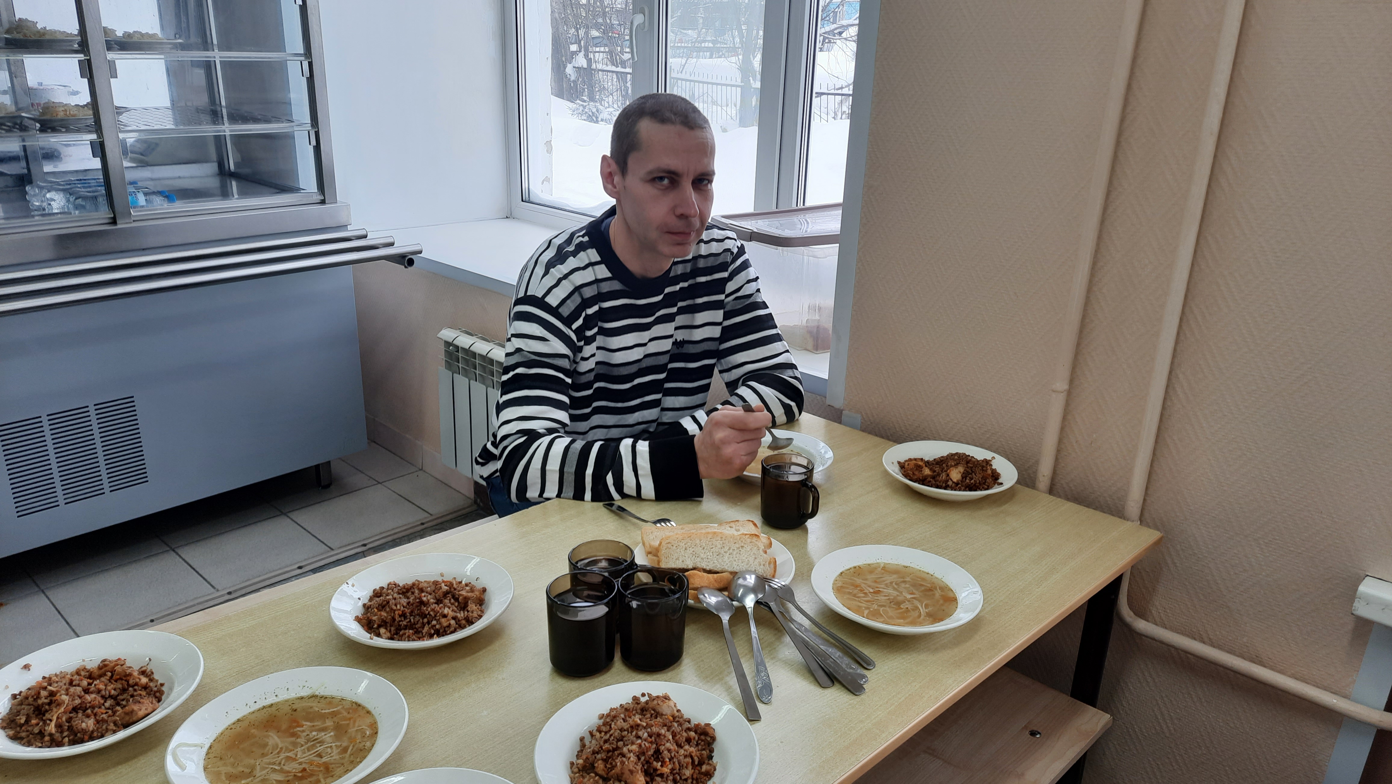 Изображения столовой.